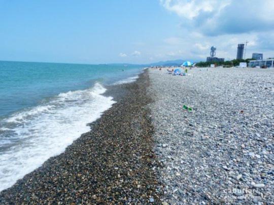 Apartment On Khimshiashvili 11A Batumi Zewnętrze zdjęcie