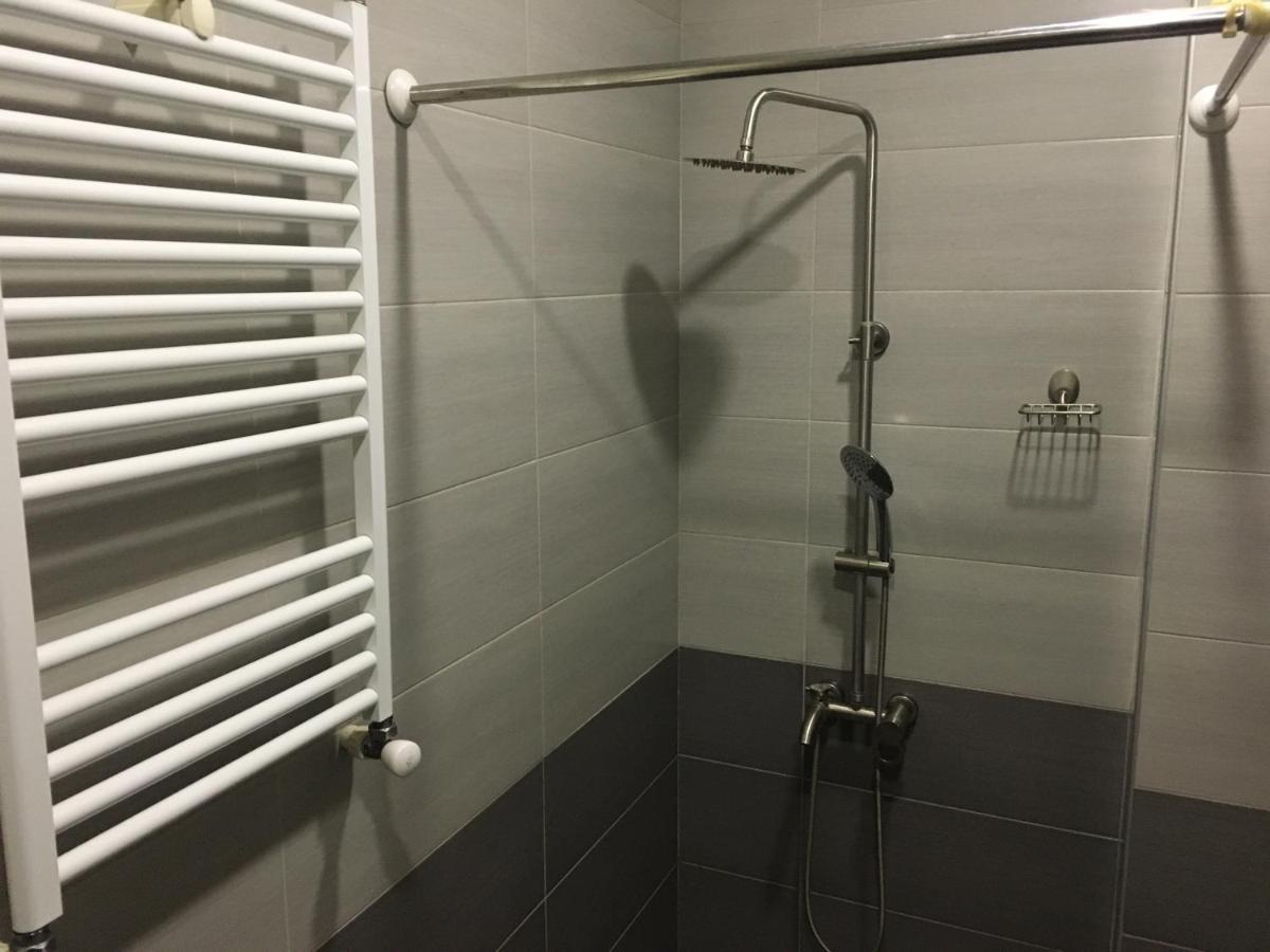Apartment On Khimshiashvili 11A Batumi Zewnętrze zdjęcie