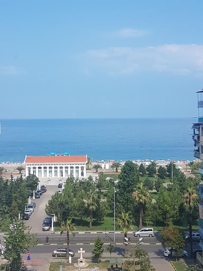 Apartment On Khimshiashvili 11A Batumi Zewnętrze zdjęcie